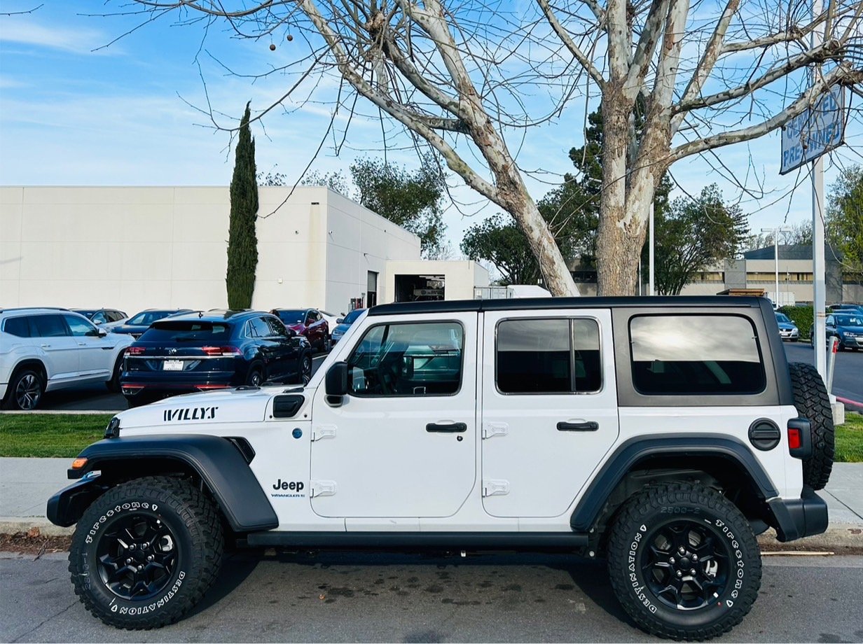 Jeep Wrangler Willys 2023 #312 白