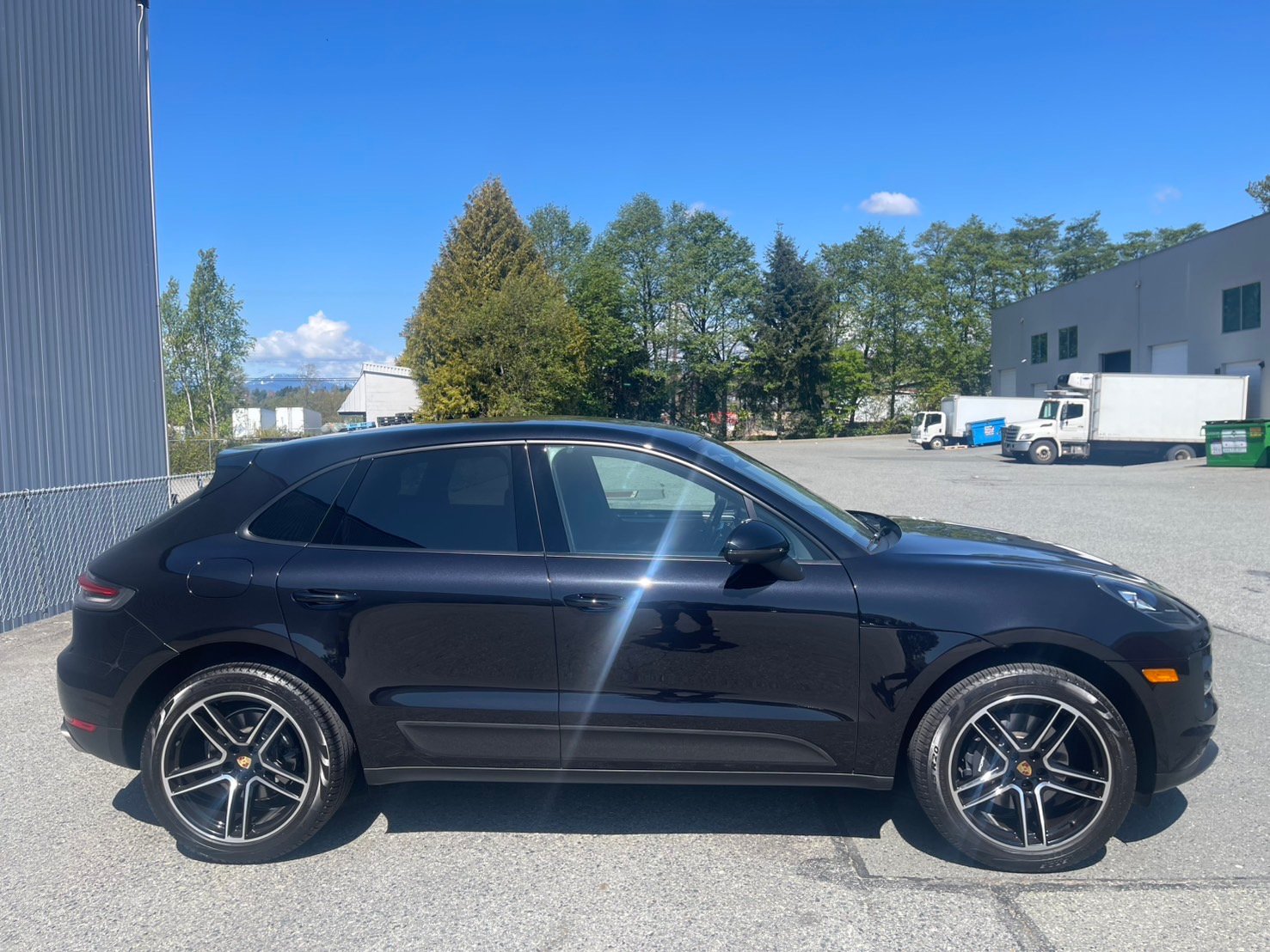 保時捷原廠認證車CPO #B14239   機會難得 超低里程9K     Macan 黑色金屬漆 原廠跟車系統ACC.Bose.360.14向座椅Turbo 鋁圈…..