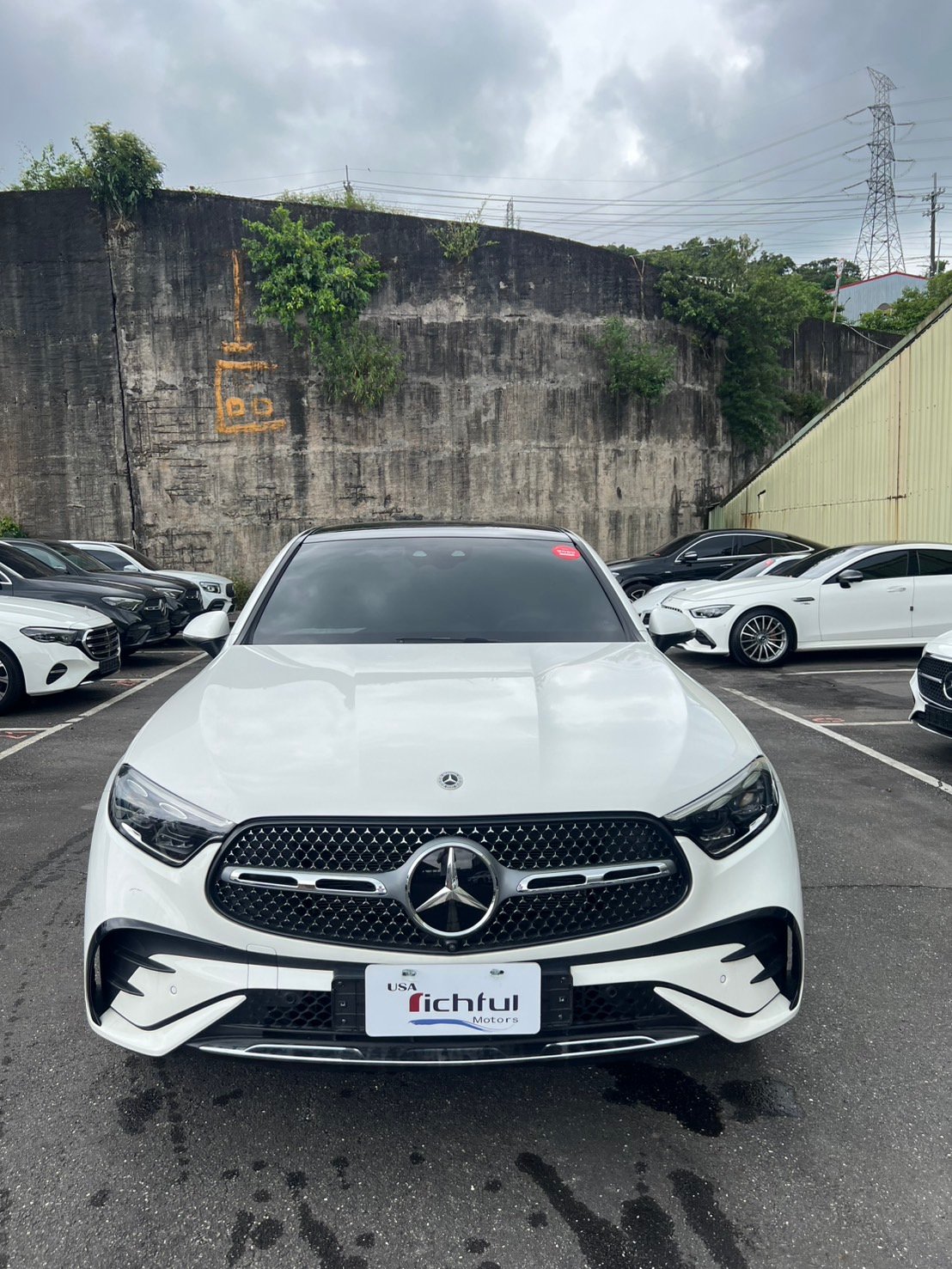 最受歡迎 GLC Coupe 酷背#213360 24/3 稀有入庫 現車 20” AMG 圈.P20.AMG.多光速.通風.抬頭.全景.…..
