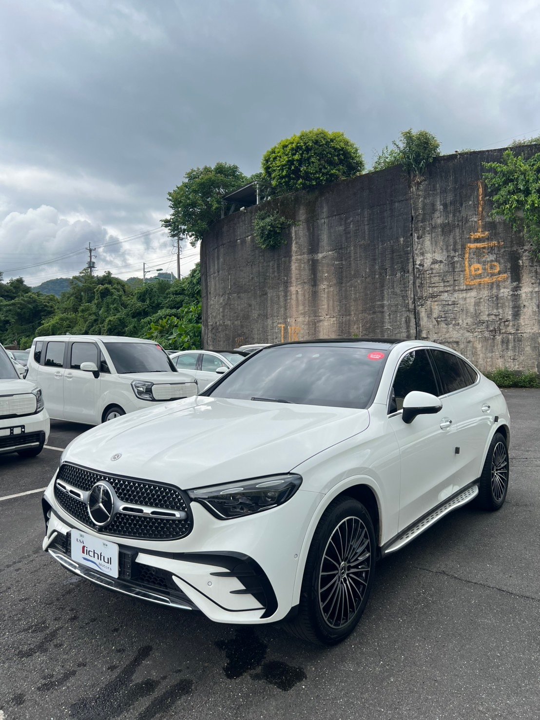 最受歡迎 GLC Coupe 酷背#213360 24/3 稀有入庫 現車 20” AMG 圈.P20.AMG.多光速.通風.抬頭.全景.…..